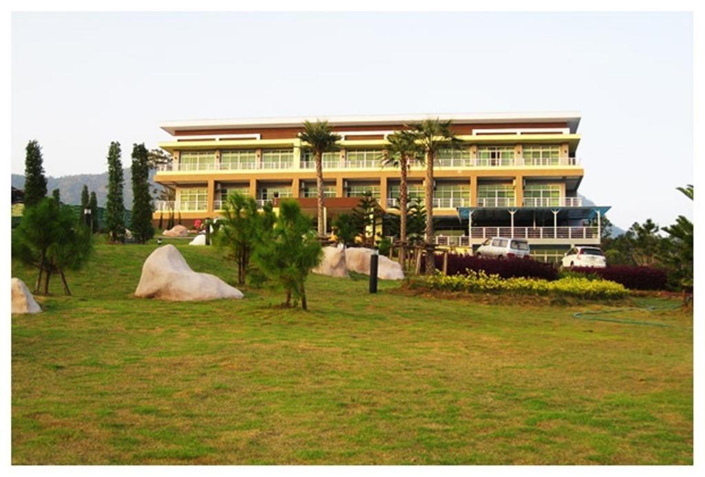 Breeze Hill Resort Khao Kho Extérieur photo